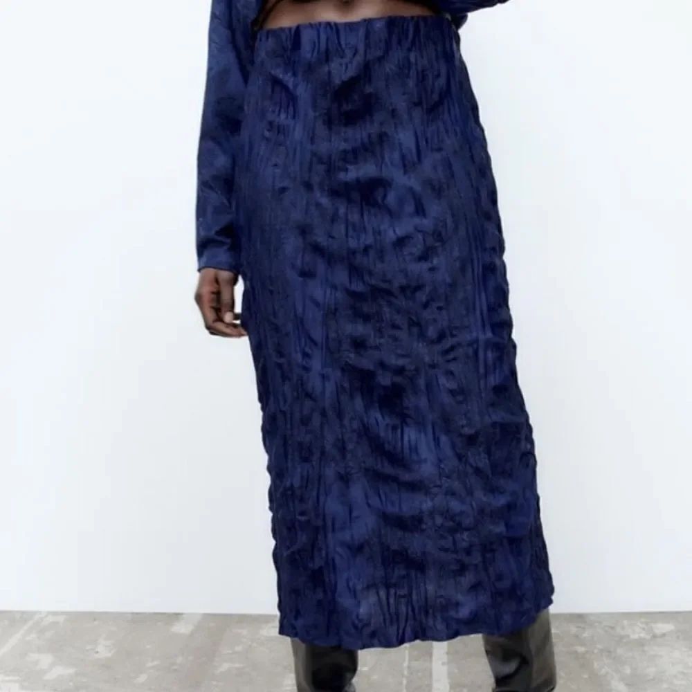 Zara Crinkled Blue Midi Pleated Skirt(Size Medium)